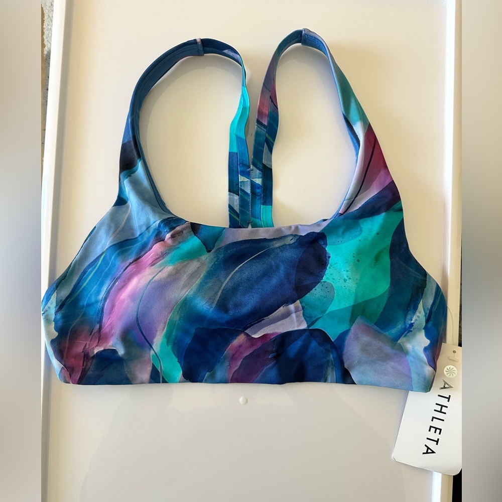 Women’s medium Athleta Malibu swim top